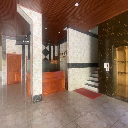 Khach San Hoi Nghia Binh Duong Hotell Tan Uyen Eksteriør bilde