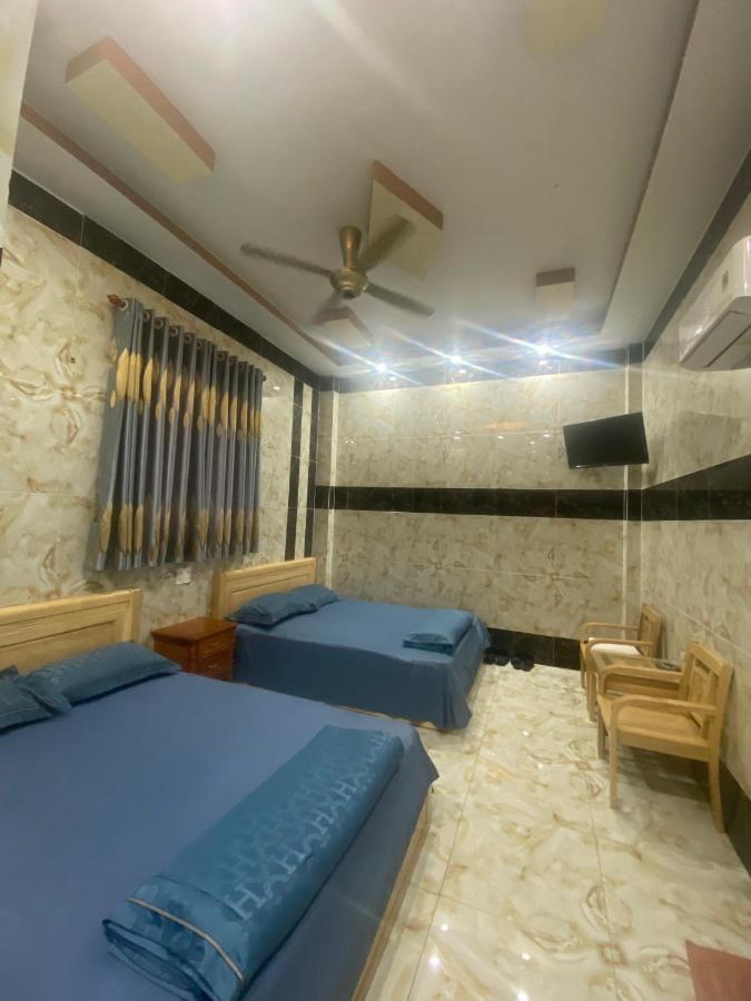Khach San Hoi Nghia Binh Duong Hotell Tan Uyen Eksteriør bilde